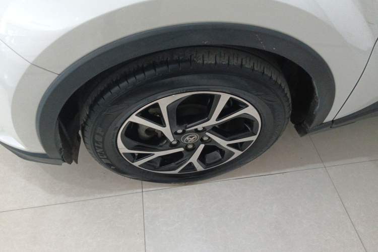 Used Toyota C-HR 2020 2.0L Comfort Edition Exterior 4