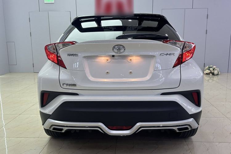 Used Toyota C-HR 2020 2.0L Leading Edition Exterior 5