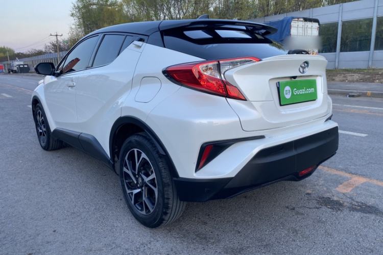 Used Toyota C-HR 2020 2.0L Leading Edition Exterior 5