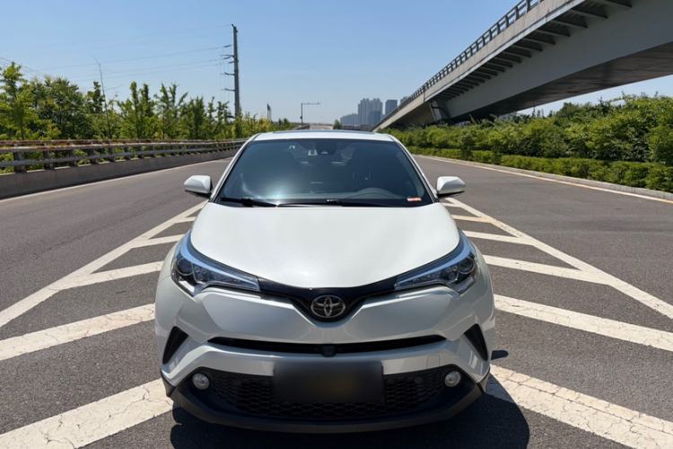 Used Toyota C-HR 2020 2.0L Leading Edition Exterior 5