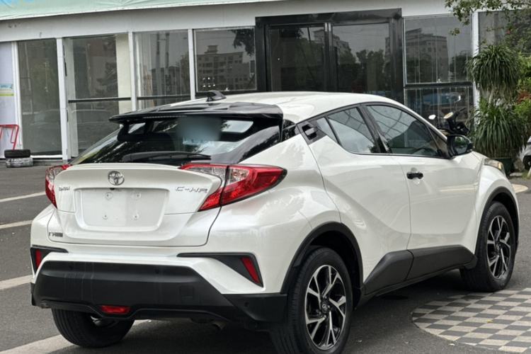 Used Toyota C-HR 2020 2.0L Leading Edition Exterior 6