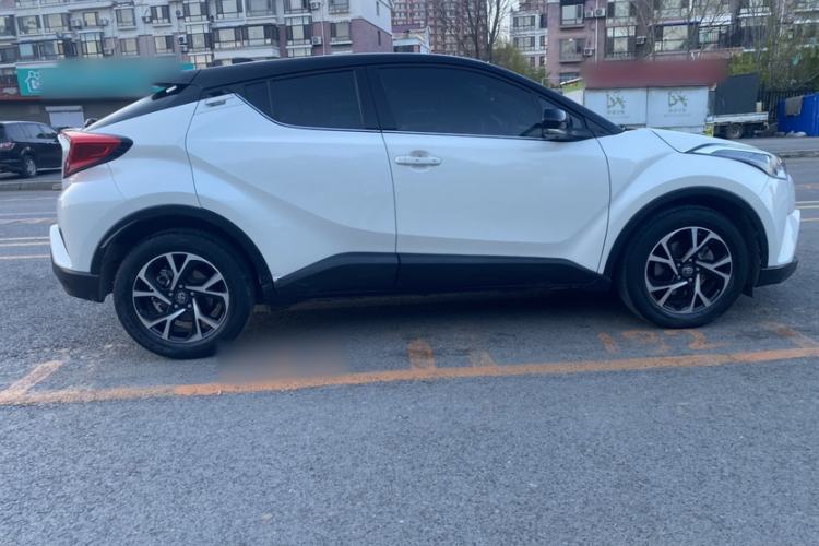 Used Toyota C-HR 2020 2.0L Leading Edition Exterior 6