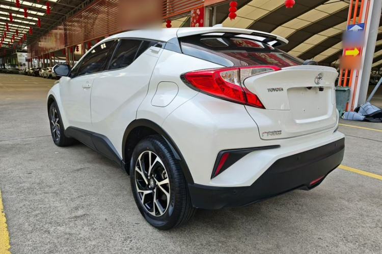 Used Toyota C-HR 2020 2.0L Leading Edition Exterior 6