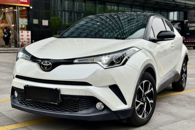 Used Toyota C-HR 2020 2.0L Leading Edition Exterior 7