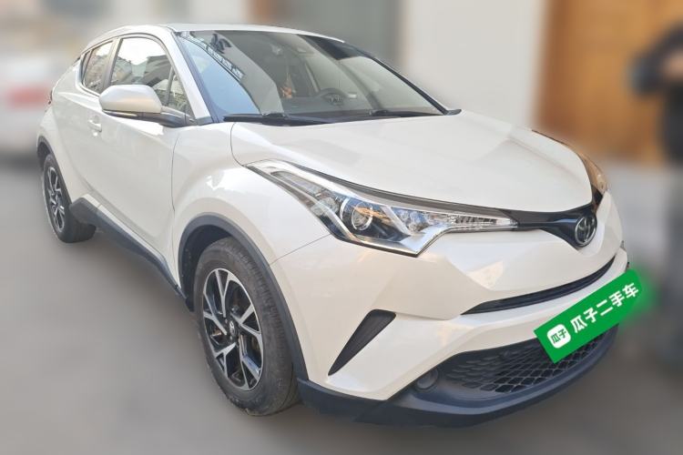 Used Toyota C-HR 2020 2.0L Comfort Edition Front Right 45 Deg