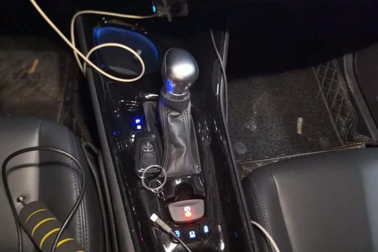 Used Toyota C-HR 2020 2.0L Leading Edition Gear Lever