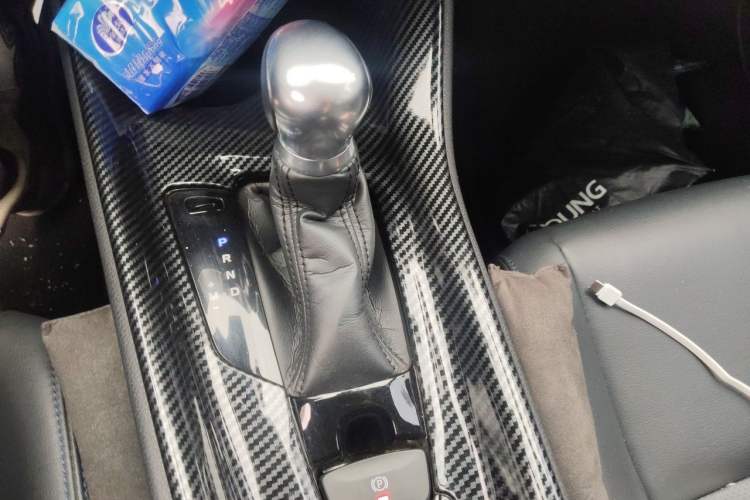 Used Toyota C-HR 2020 2.0L Leading Edition Gear Lever