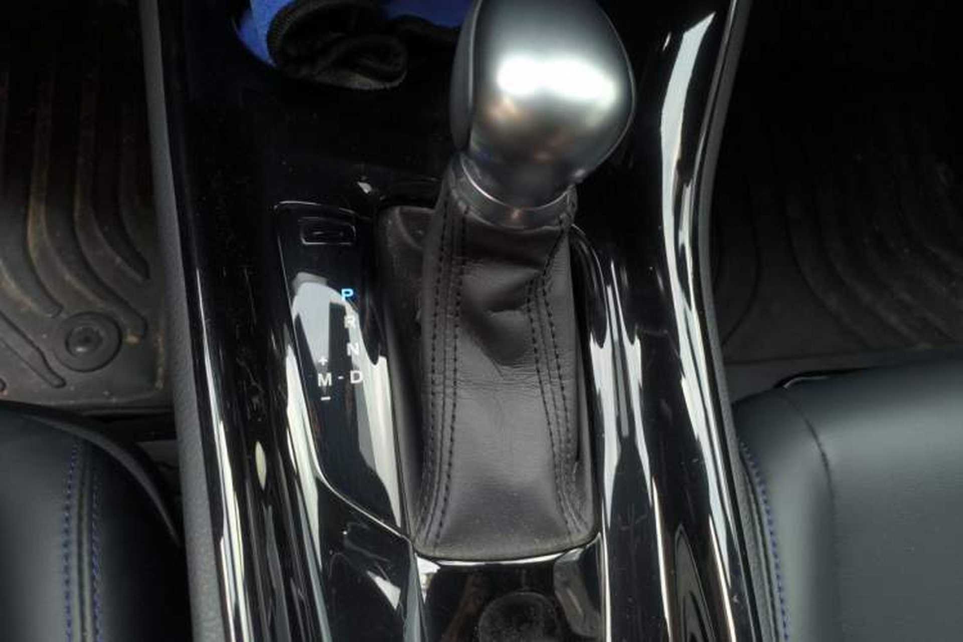 Used Toyota C-HR 2020 2.0L Leading Edition Gear Lever