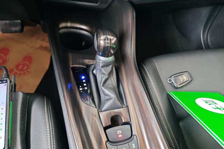 Used Toyota C-HR 2020 2.0L Comfort Edition Gear Lever