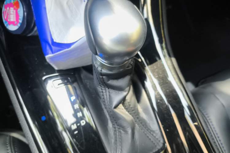 Used Toyota C-HR 2020 2.0L Leading Edition Gear Lever