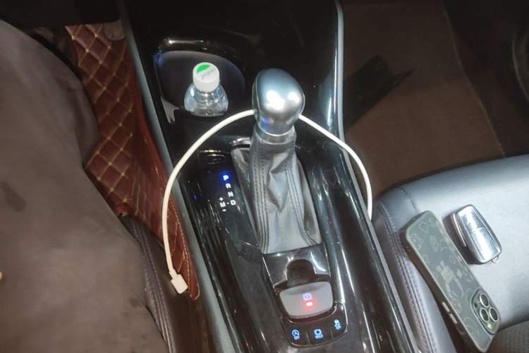 Used Toyota C-HR 2020 2.0L Leading Edition Gear Lever