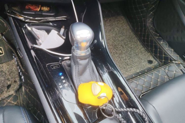 Used Toyota C-HR 2020 2.0L Leading Edition Gear Lever
