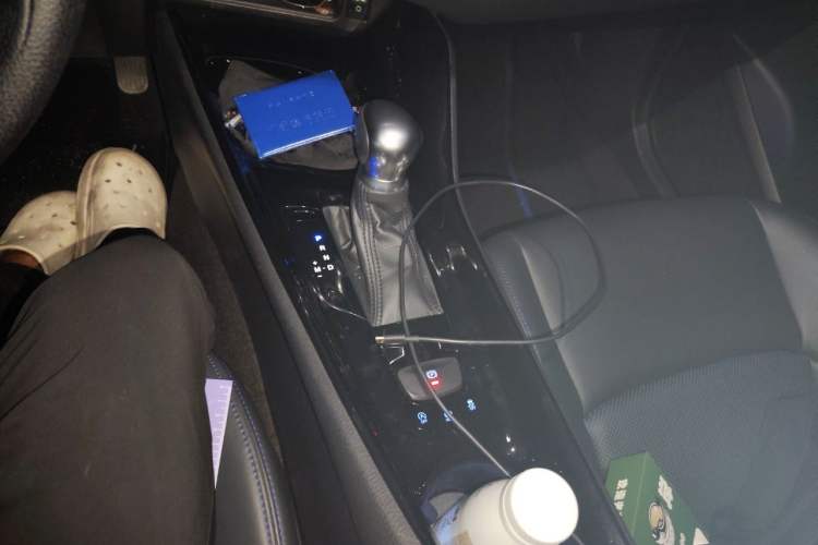 Used Toyota C-HR 2020 2.0L Leading Edition Gear Lever