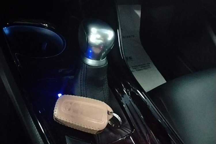 Used Toyota C-HR 2020 2.0L Leading Edition Gear Lever