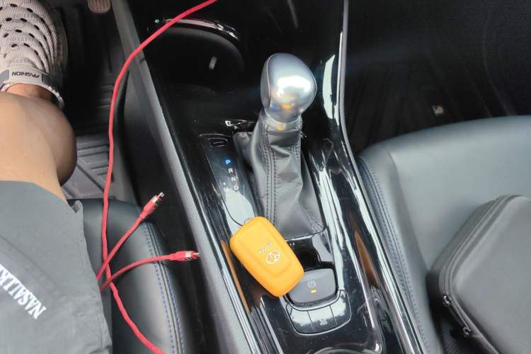 Used Toyota C-HR 2020 2.0L Leading Edition Gear Lever