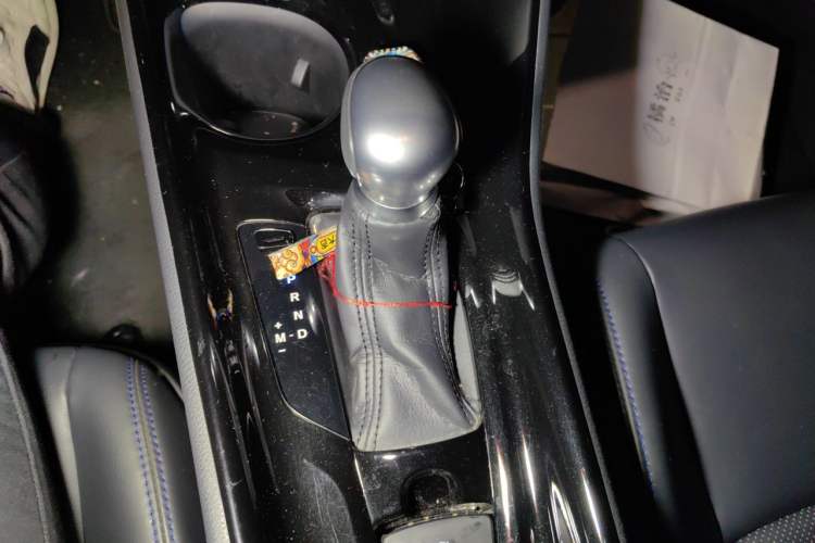 Used Toyota C-HR 2020 2.0L Leading Edition Gear Lever