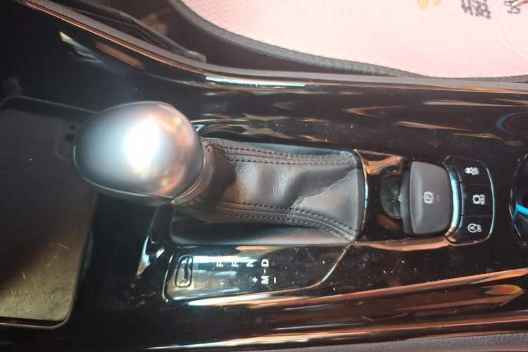 Used Toyota C-HR 2020 2.0L Leading Edition Gear Lever