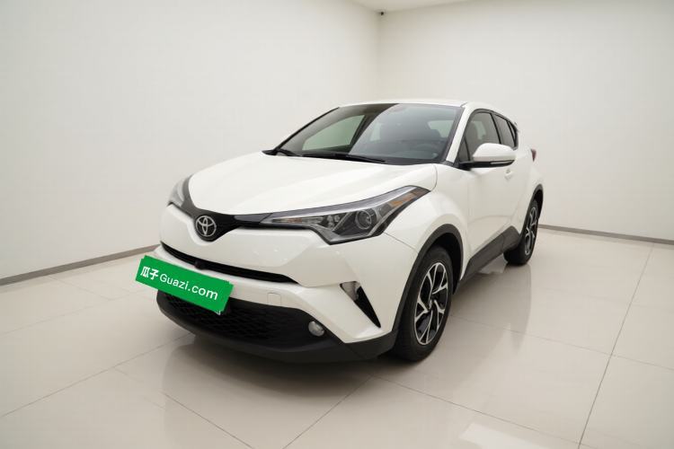 Used Toyota C-HR 2020 2.0L Leading Edition Guazi used car, China used car export, Used car for sale, Used cars, Cheapest cars for sale