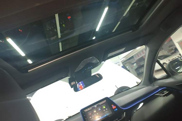 Used Toyota C-HR 2020 2.0L Leading Edition Headliner