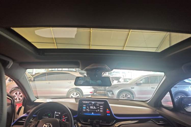 Used Toyota C-HR 2020 2.0L Leading Edition Headliner