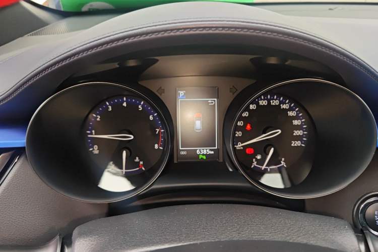 Used Toyota C-HR 2020 2.0L Luxury Edition Instrument Cluster