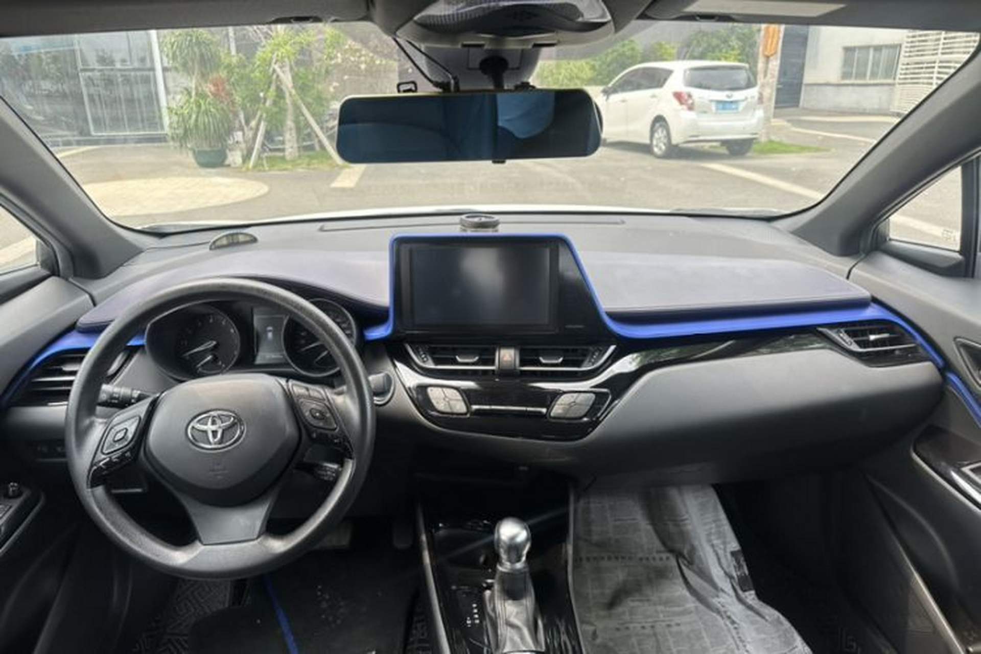 Used Toyota C-HR 2020 2.0L Leading Edition Interior 1