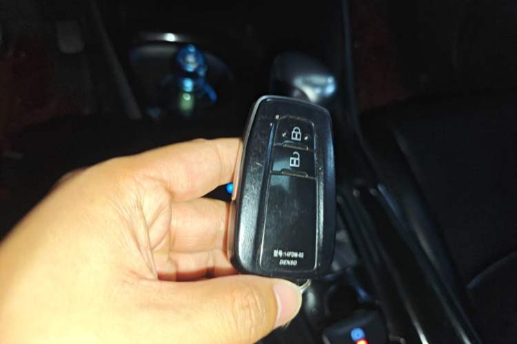 Used Toyota C-HR 2020 2.0L Leading Edition Interior 1
