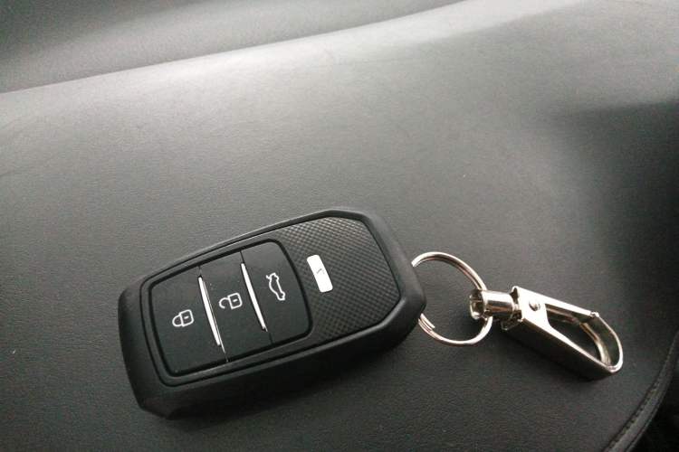 Used Toyota C-HR 2020 2.0L Comfort Edition Interior 1