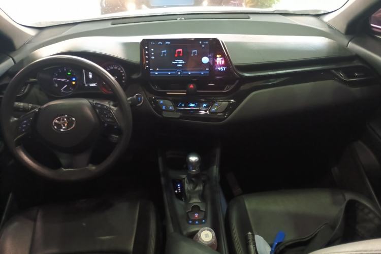 Used Toyota C-HR 2020 2.0L Comfort Edition Interior 2