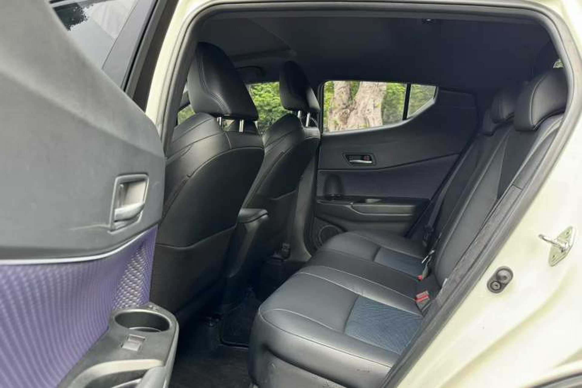 Used Toyota C-HR 2020 2.0L Leading Edition Interior 3