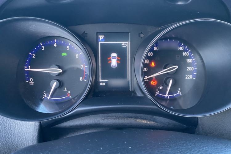 Used Toyota C-HR 2020 2.0L Leading Edition Interior 7