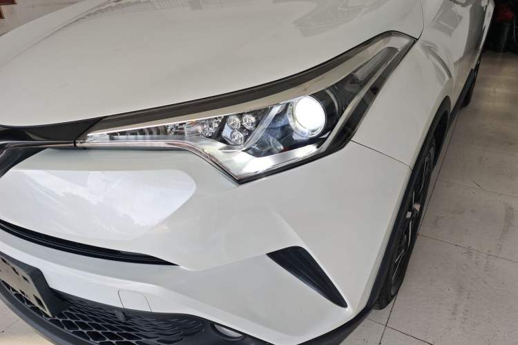 Used Toyota C-HR 2020 2.0L Leading Edition Left Front Headlight