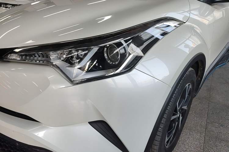 Used Toyota C-HR 2020 2.0L Leading Edition Left Front Headlight
