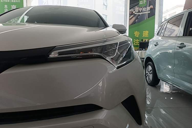 Used Toyota C-HR 2020 2.0L Leading Edition Left Front Headlight