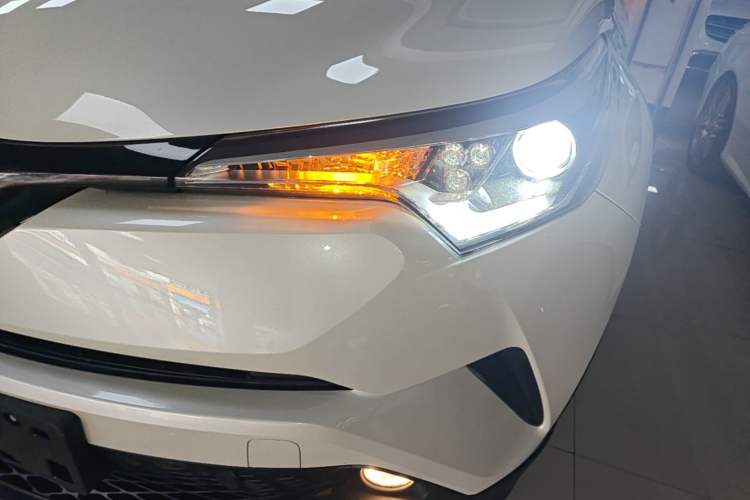 Used Toyota C-HR 2020 2.0L Leading Edition Left Front Headlight