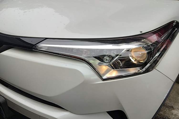 Used Toyota C-HR 2020 2.0L Comfort Edition Left Front Headlight