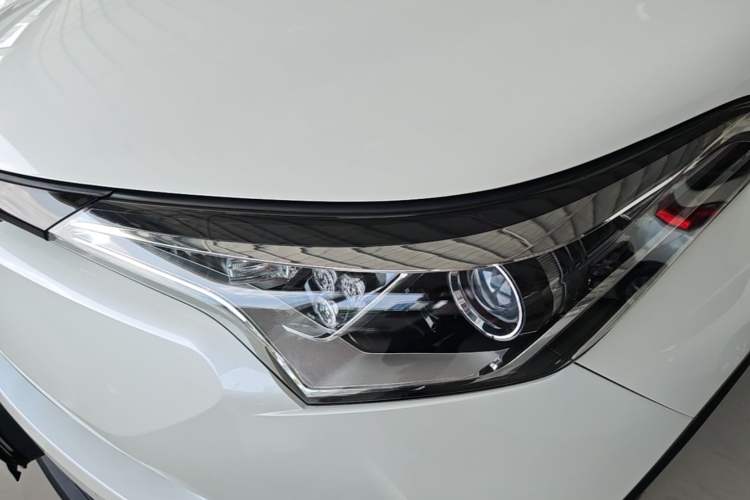 Used Toyota C-HR 2020 2.0L Leading Edition Left Front Headlight