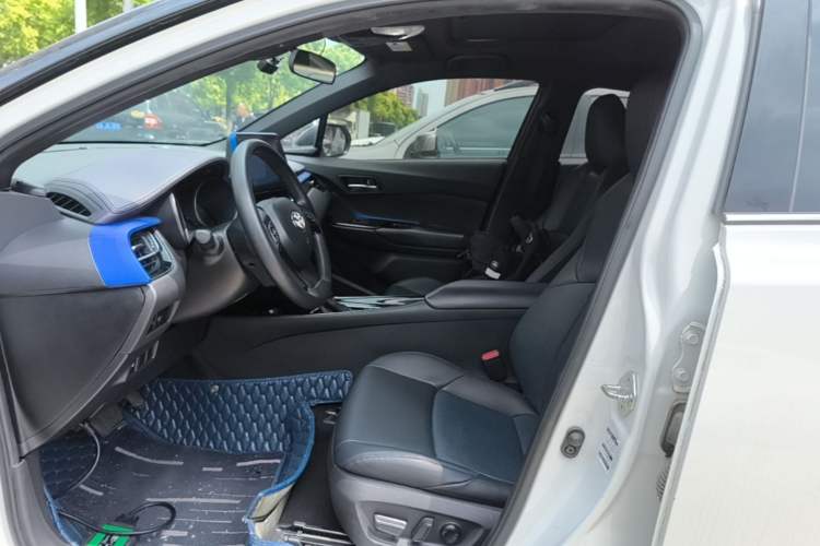 Used Toyota C-HR 2020 2.0L Leading Edition Left Front Seat