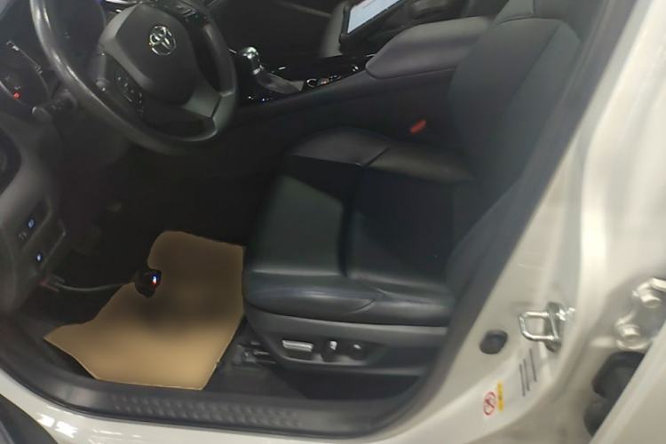 Used Toyota C-HR 2020 2.0L Leading Edition Left Front Seat
