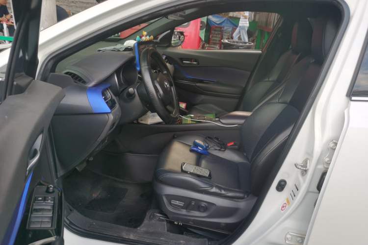 Used Toyota C-HR 2020 2.0L Leading Edition Left Front Seat