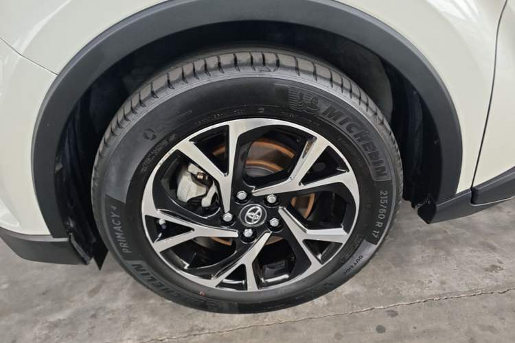 Used Toyota C-HR 2020 2.0L Comfort Edition Left Front Wheel Hub