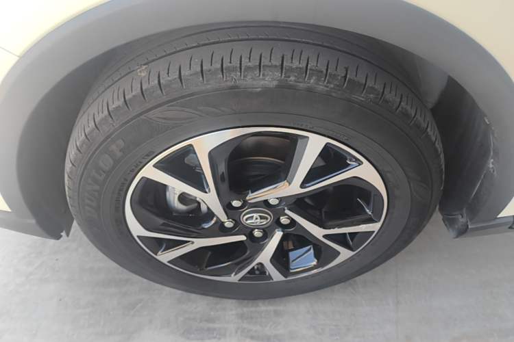 Used Toyota C-HR 2020 2.0L Leading Edition Left Front Wheel Hub