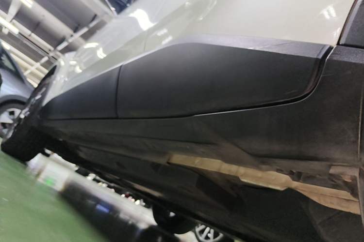 Used Toyota C-HR 2020 2.0L Leading Edition Left Side Sill