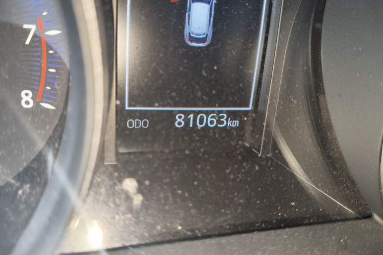Used Toyota C-HR 2020 2.0L Leading Edition Odometer Close Up