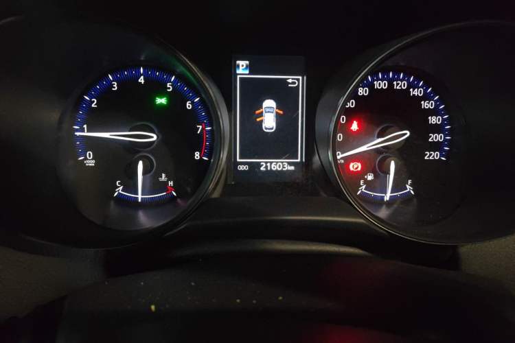 Used Toyota C-HR 2020 2.0L Leading Edition Odometer Close Up