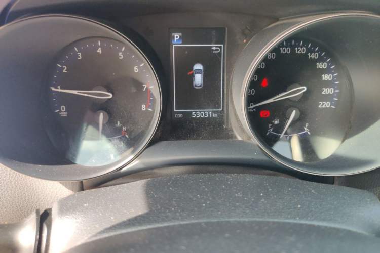 Used Toyota C-HR 2020 2.0L Leading Edition Odometer Close Up