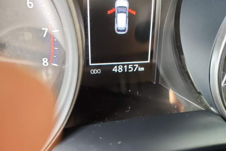 Used Toyota C-HR 2020 2.0L Leading Edition Odometer Close Up