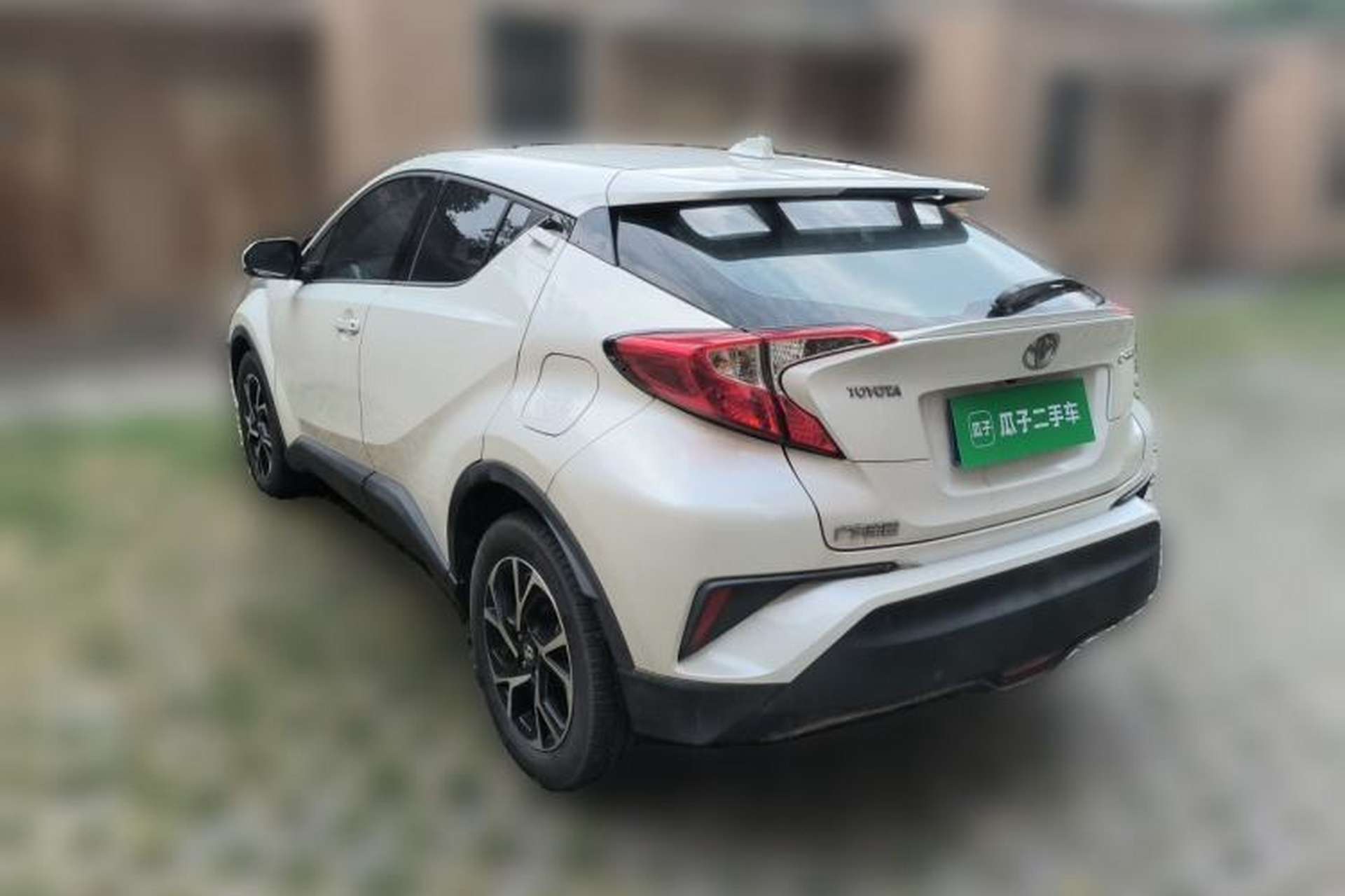 Used Toyota C-HR 2020 2.0L Leading Edition Rear Left 45 Deg