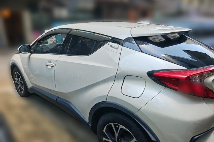 Used Toyota C-HR 2020 2.0L Leading Edition Rear Left 45 Deg