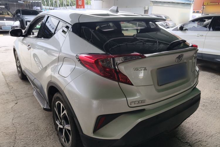 Used Toyota C-HR 2020 2.0L Leading Edition Rear Left 45 Deg